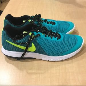 Nike Flex Experience (Running)